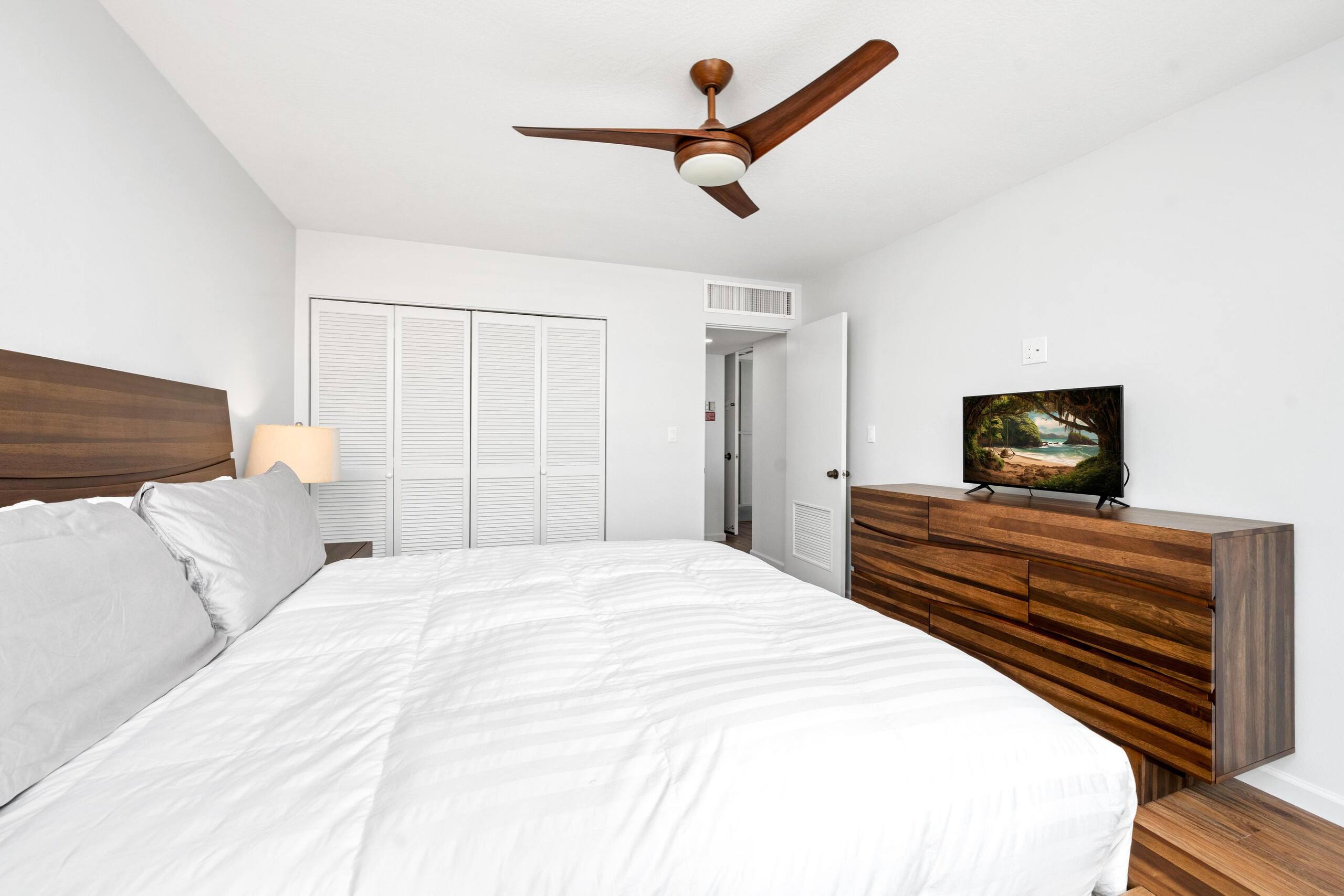 Condo in Kailua-Kona · ★4.52 · 1 bedroom · 2 beds · 1 bath - Image 22