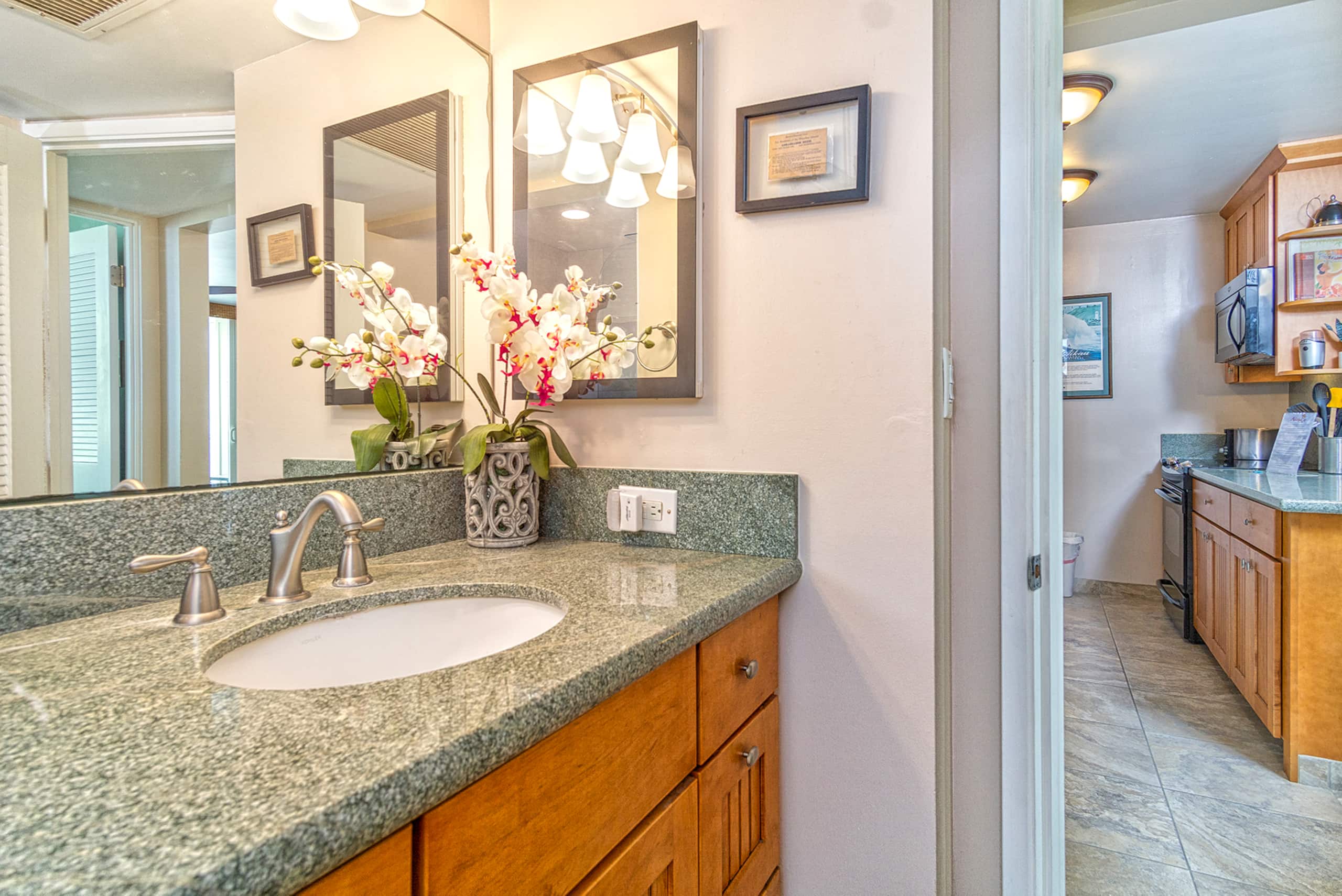 Condo in Kailua-Kona · ★4.57 · 1 bedroom · 2 beds · 1 bath - Image 14