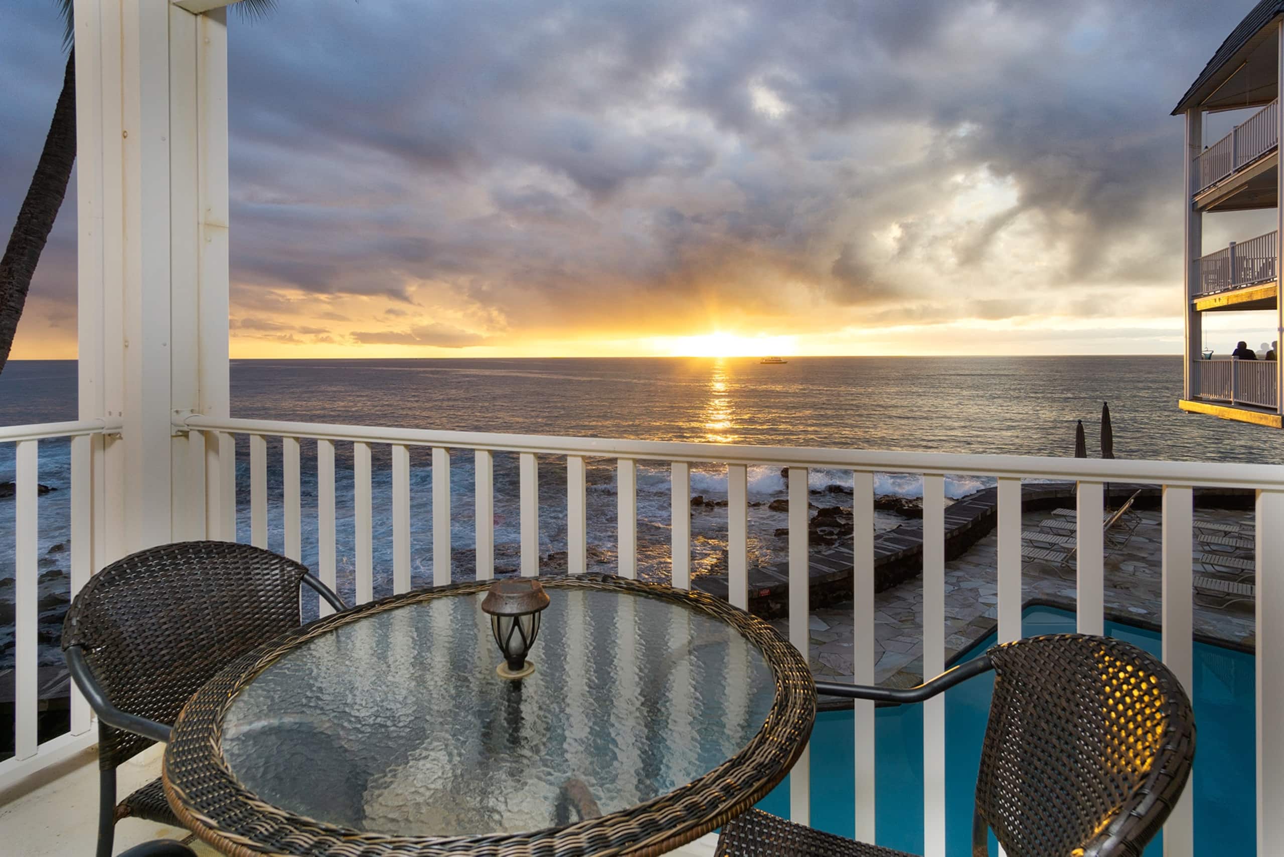 Condo in Kailua-Kona · ★4.66 · 1 bedroom · 2 beds · 1 bath - Image 14
