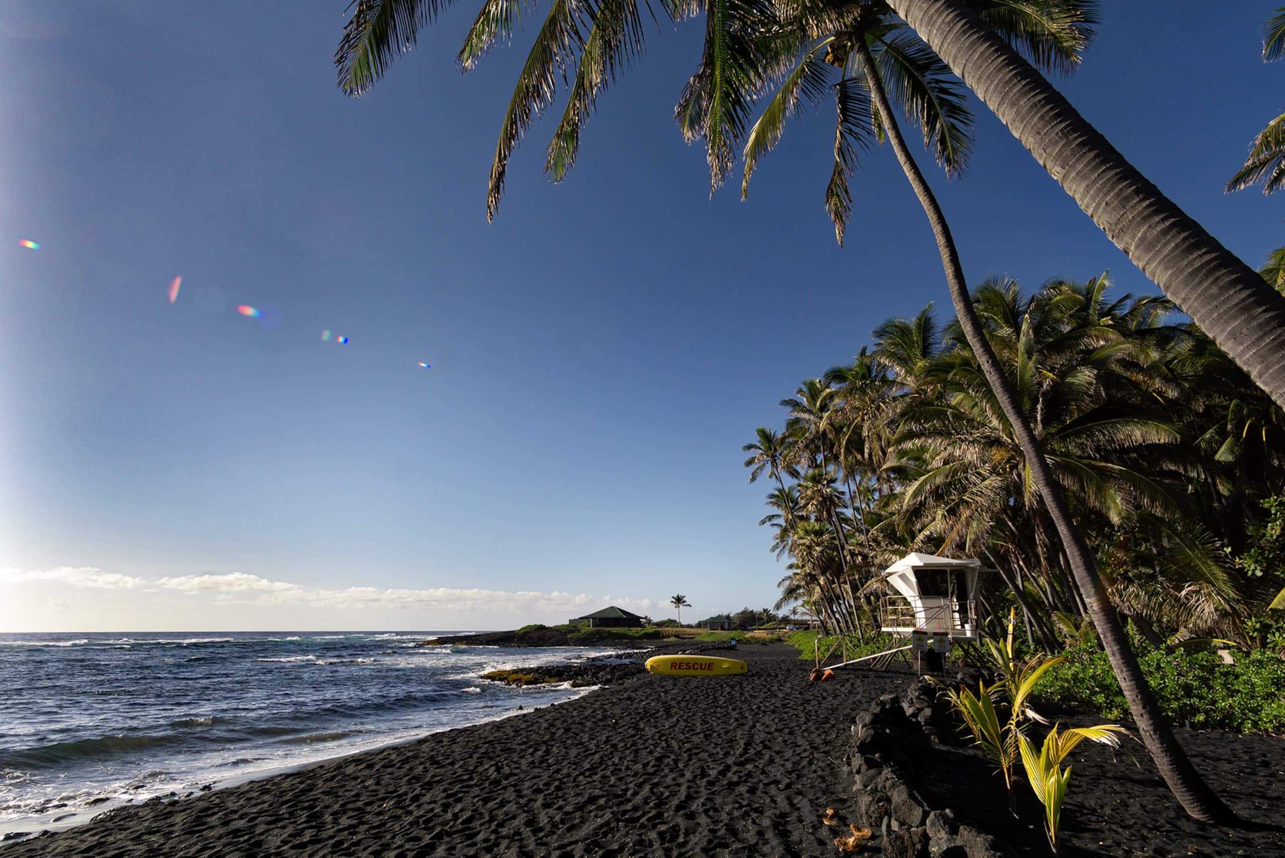 Home in Volcano · ★4.43 · 3 bedrooms · 5 beds · 2 private baths - Image 15