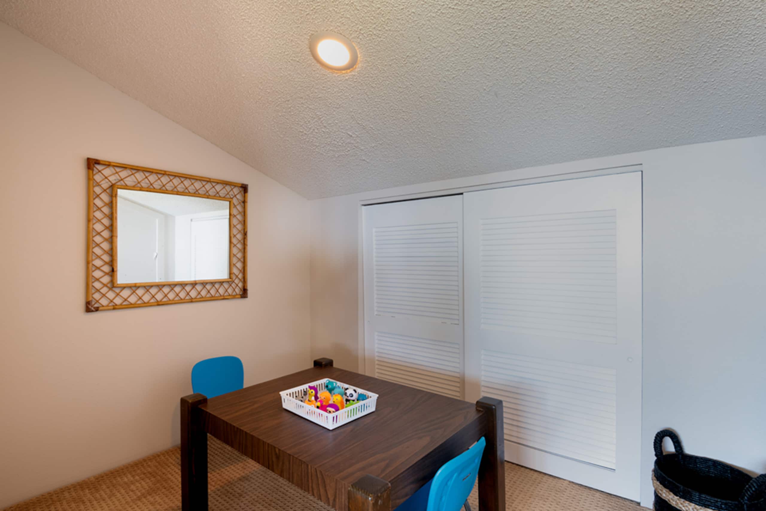 Condo in Kailua-Kona · ★4.79 · 3 bedrooms · 4 beds · 2 private baths - Image 24