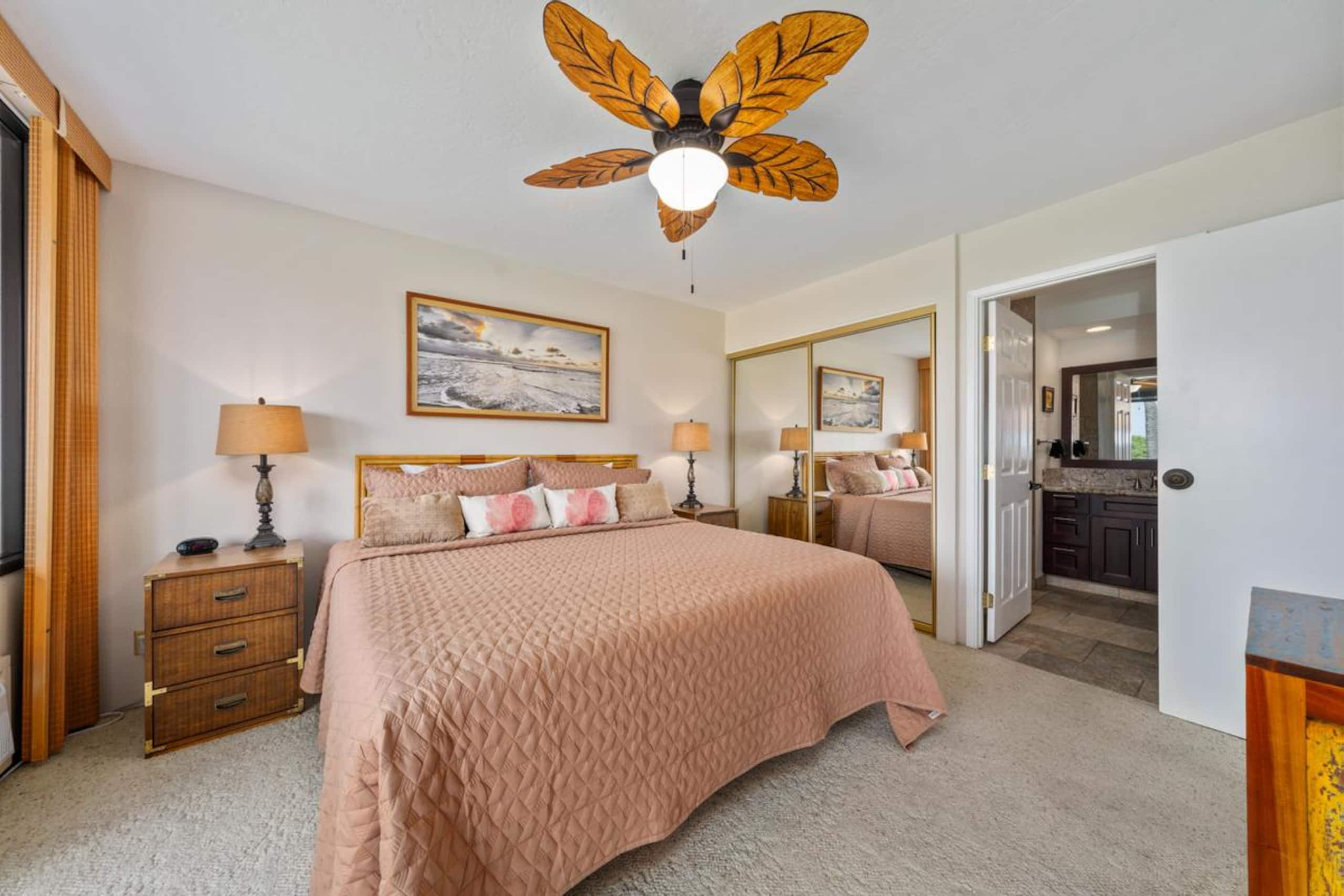 Condo in Kailua-Kona · ★4.7 · 2 bedrooms · 2 beds · 2 baths - Image 25