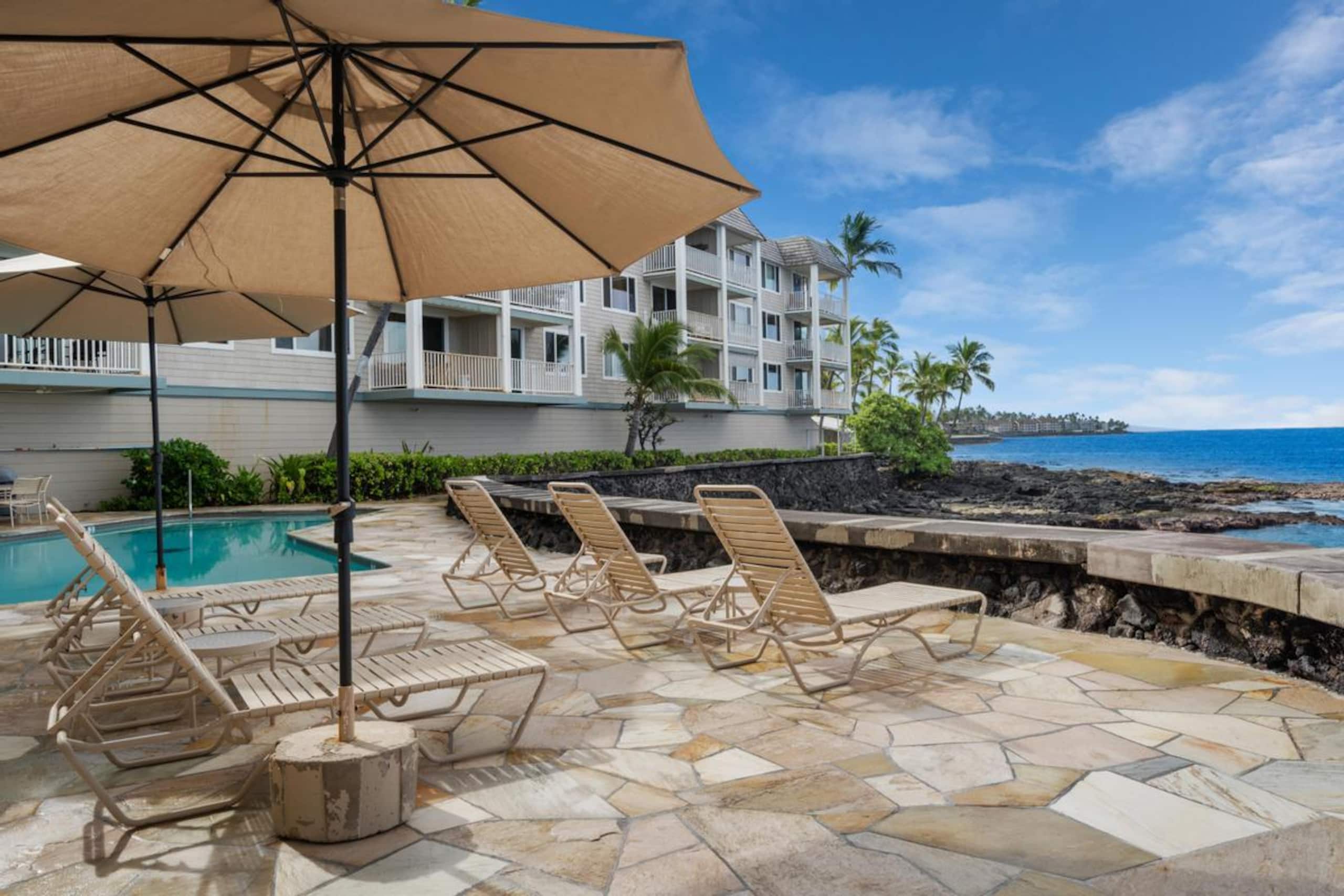 Condo in Kailua-Kona · ★4.47 · 1 bedroom · 2 beds · 1 bath - Image 53