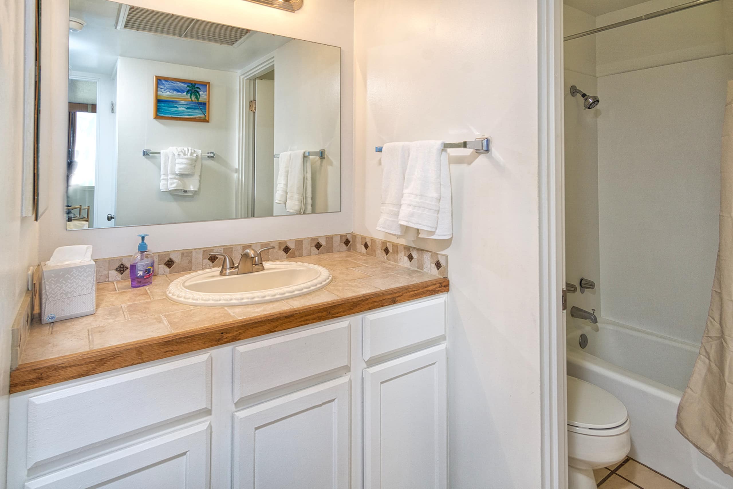 Condo in Kailua-Kona · ★4.47 · 1 bedroom · 2 beds · 1 bath - Image 7