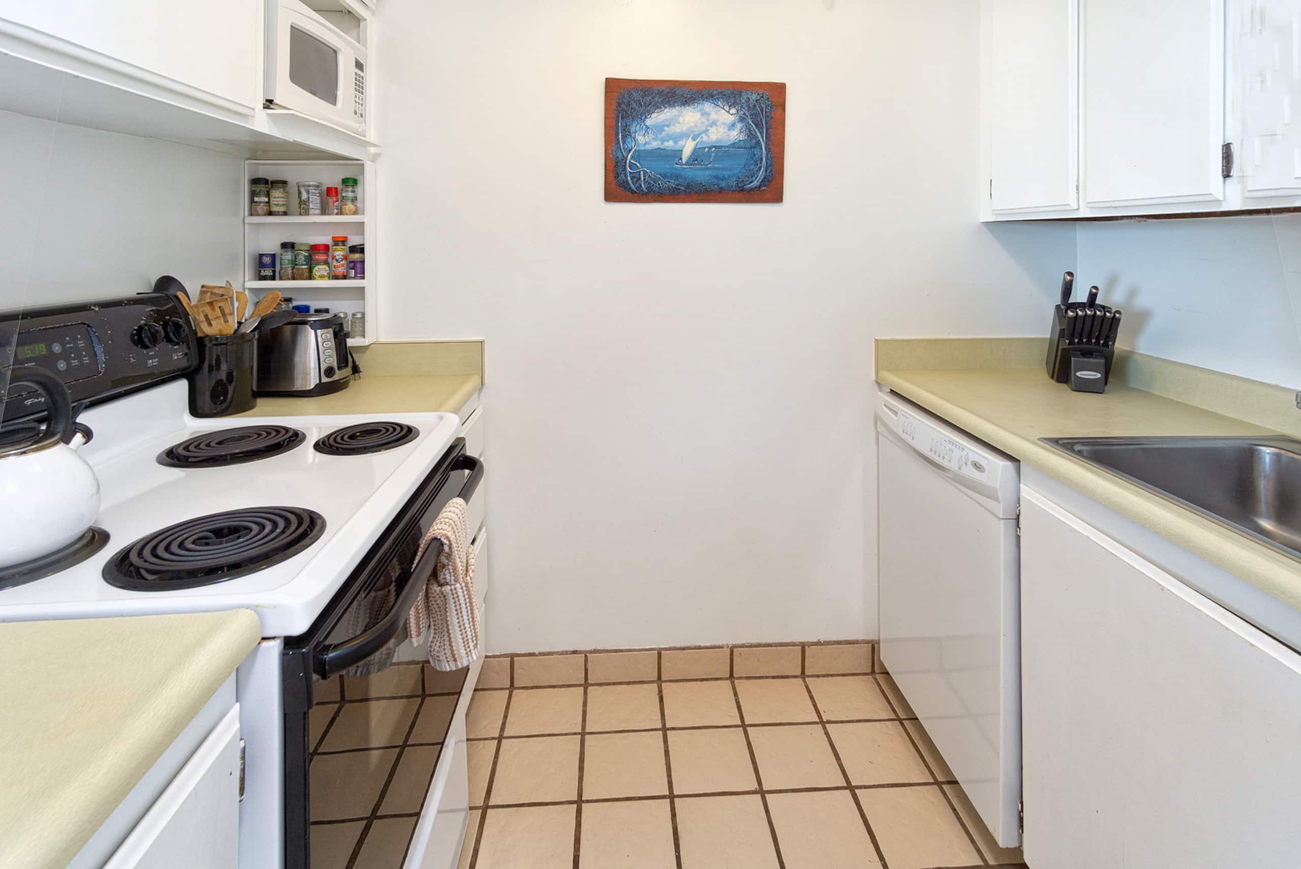 Condo in Kailua-Kona · ★4.47 · 1 bedroom · 2 beds · 1 bath - Image 3