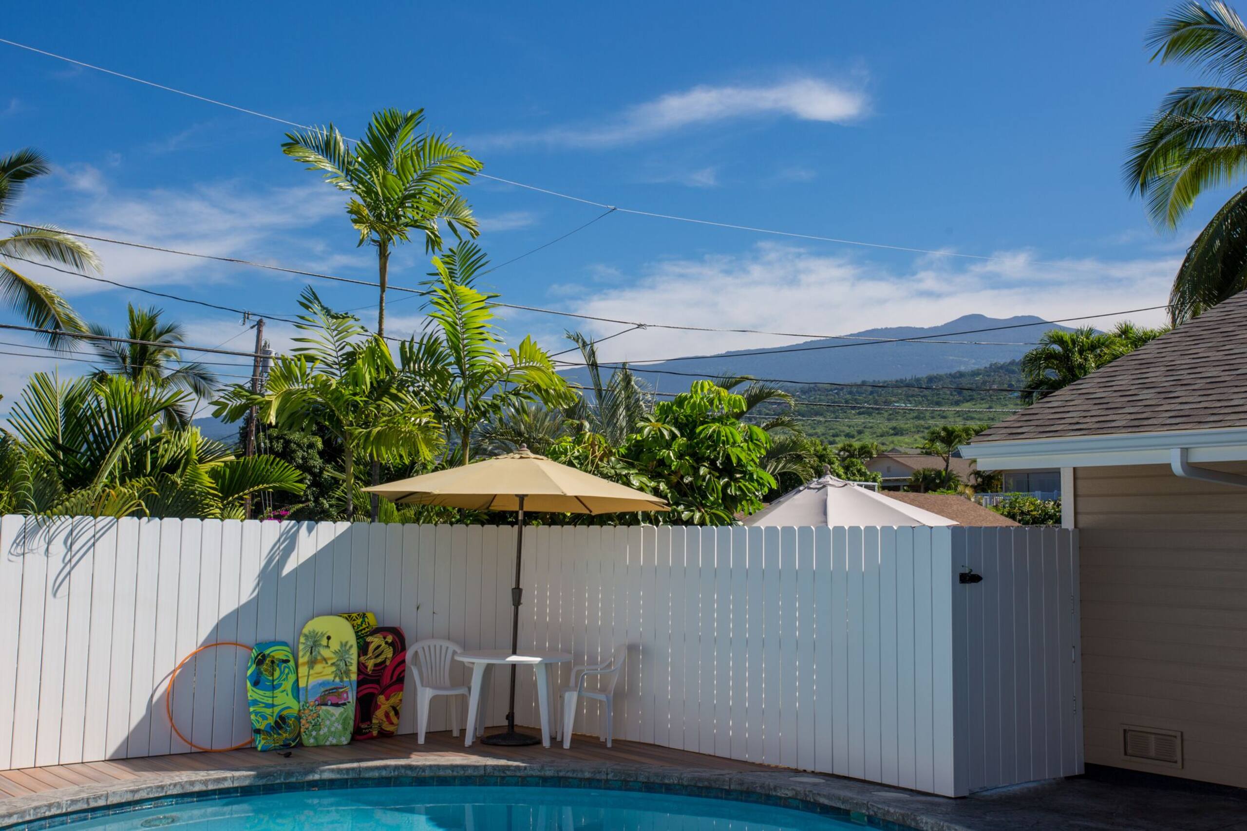 Home in Kailua-Kona · ★4.53 · 2 bedrooms · 2 beds · 2 baths - Image 21