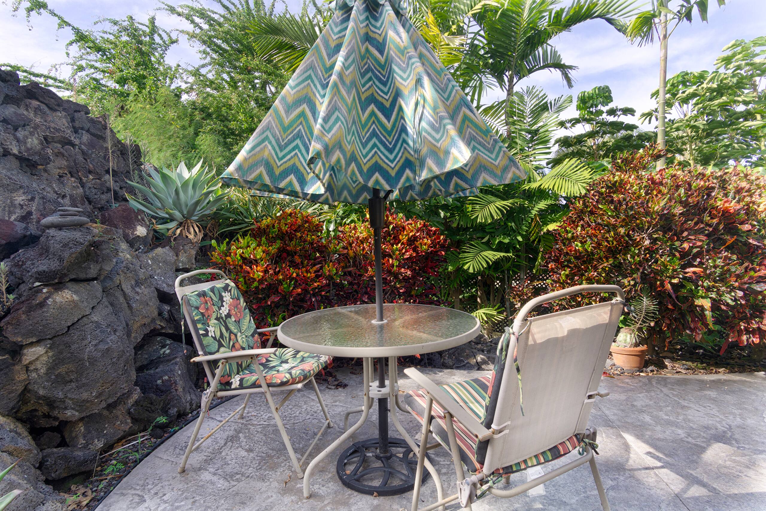 Home in Kailua-Kona · ★4.53 · 2 bedrooms · 2 beds · 2 baths - Image 14