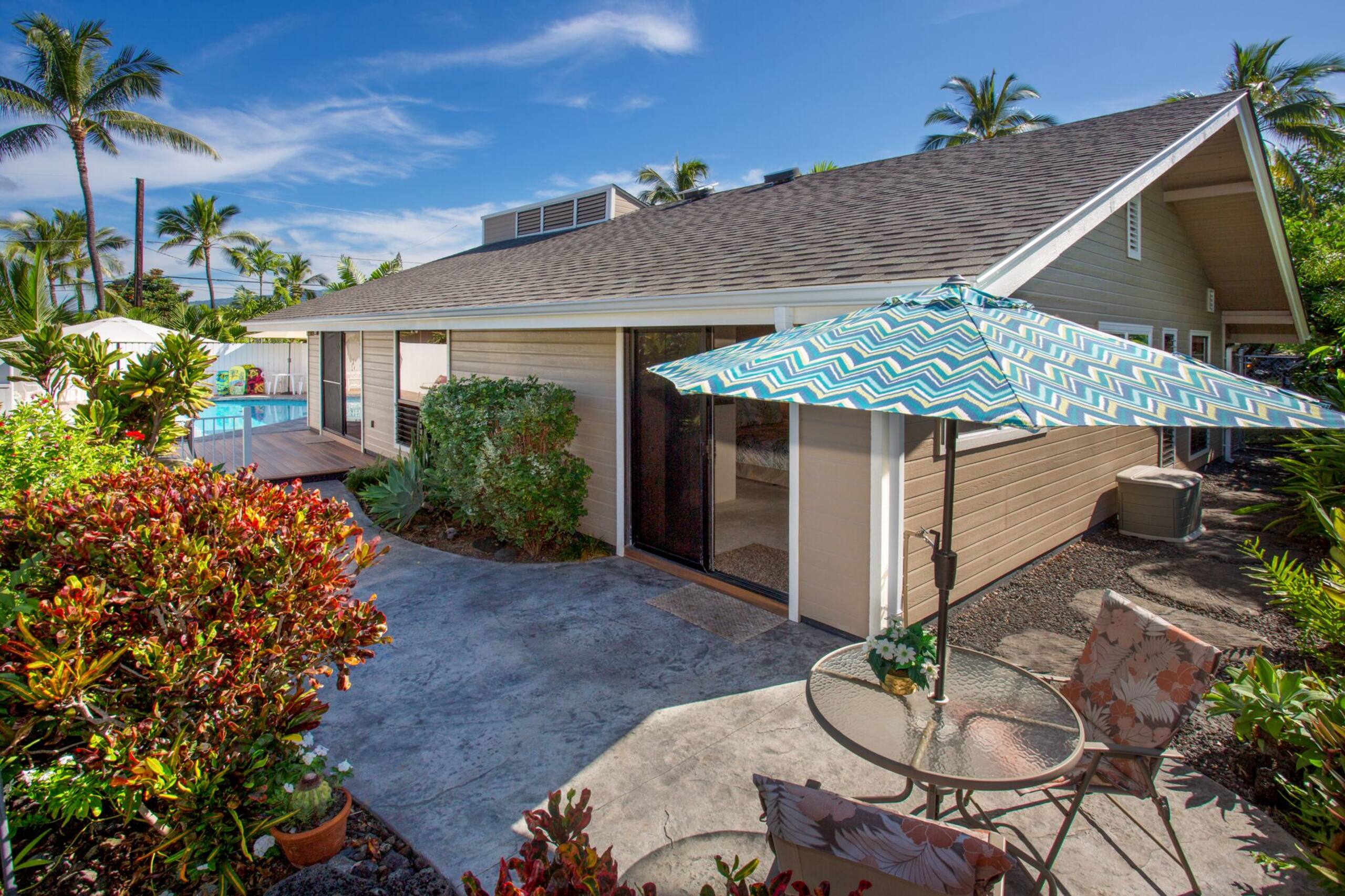 Home in Kailua-Kona · ★4.53 · 2 bedrooms · 2 beds · 2 baths - Image 18