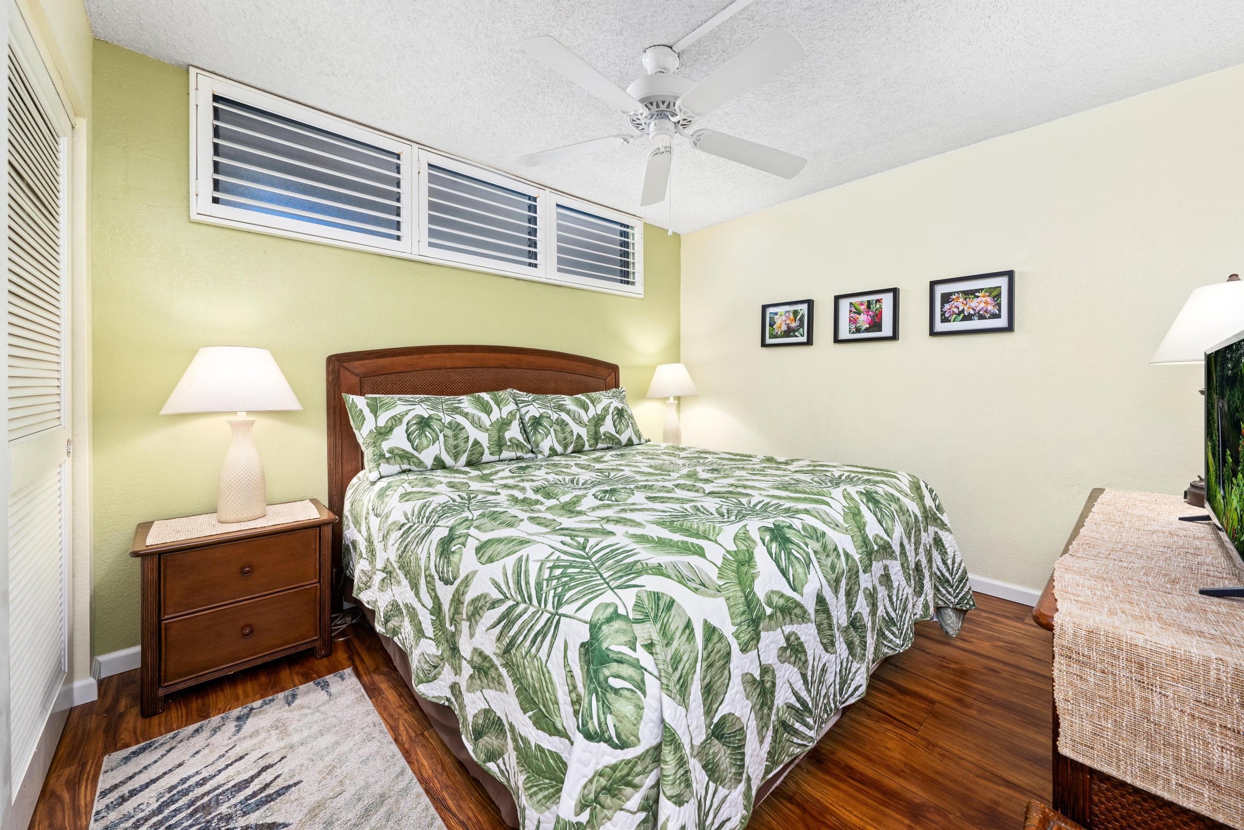 Condo in Kailua-Kona · ★4.68 · 1 bedroom · 2 beds · 1 bath - Image 8