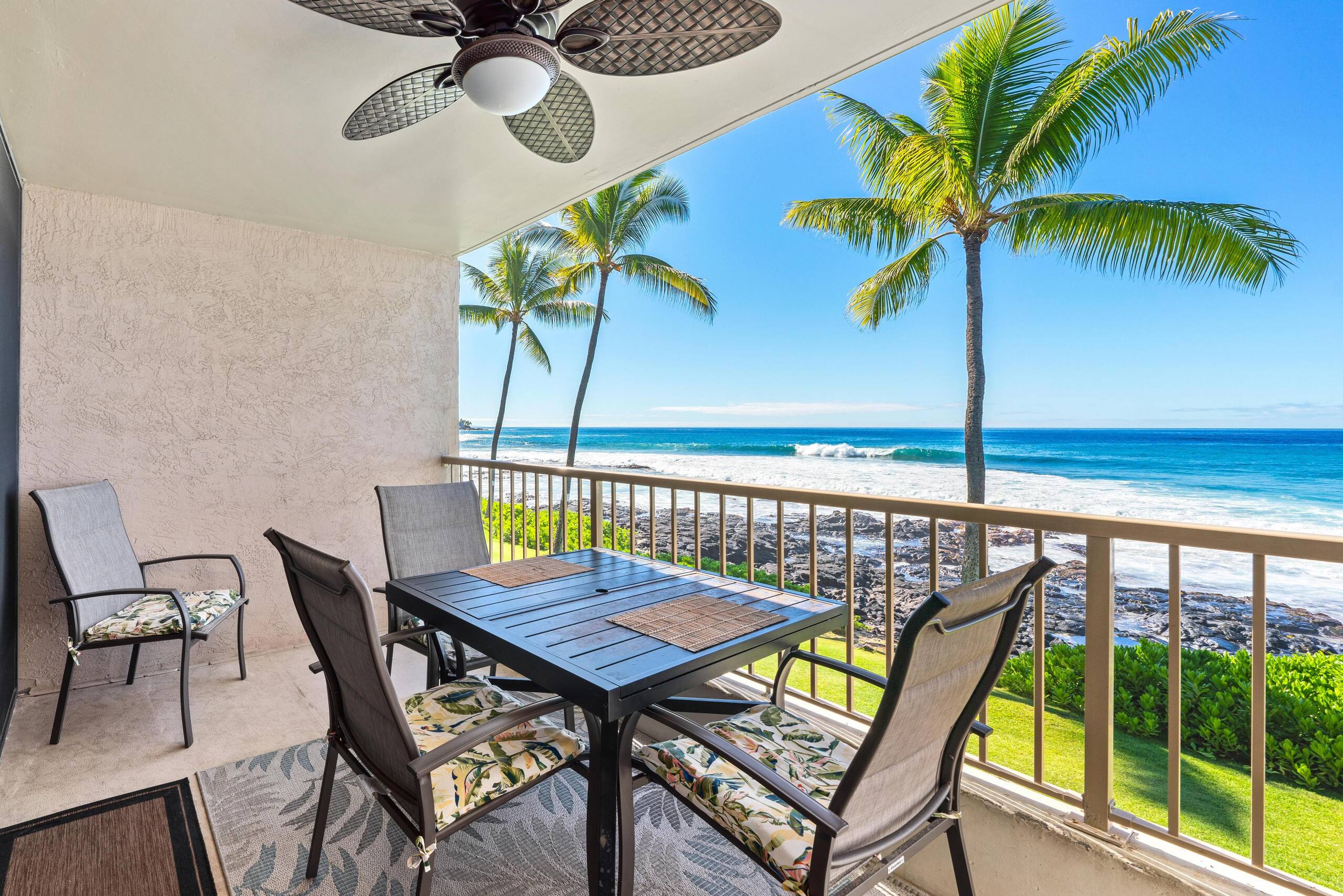 Condo in Kailua-Kona · ★4.68 · 1 bedroom · 2 beds · 1 bath - Image 14