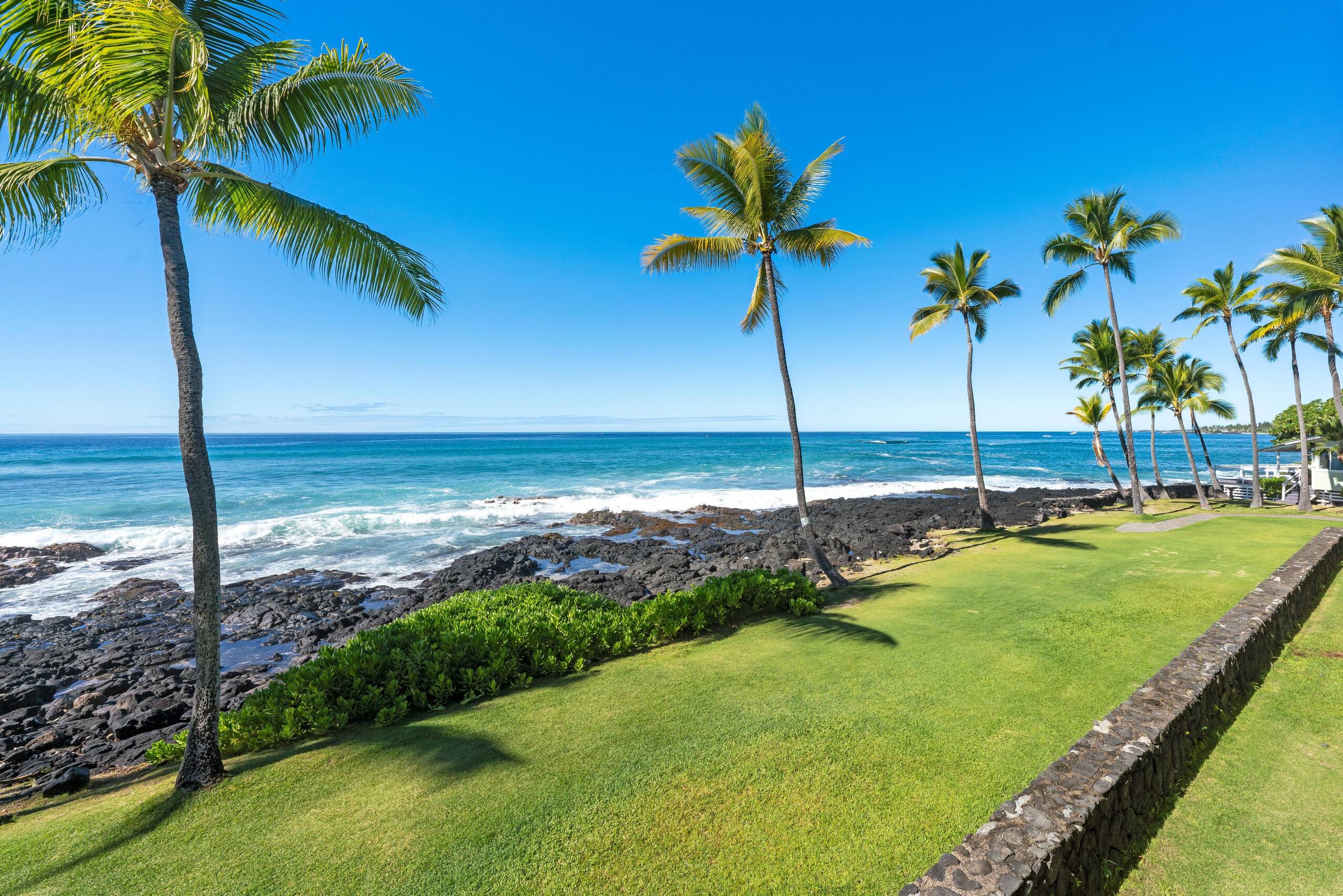 Condo in Kailua-Kona · ★4.68 · 1 bedroom · 2 beds · 1 bath - Image 34