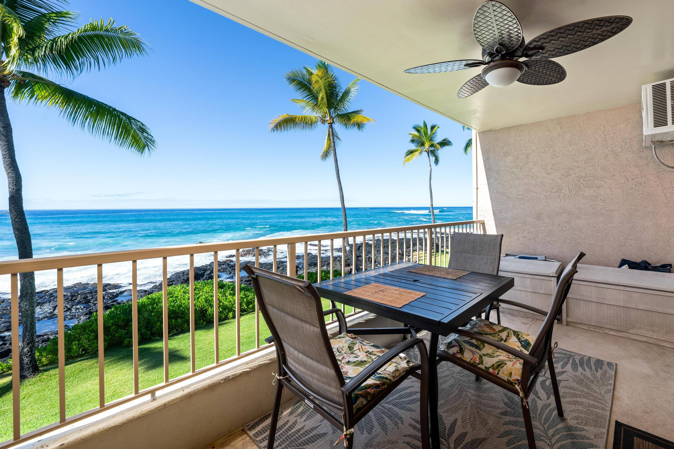 Condo in Kailua-Kona · ★4.68 · 1 bedroom · 2 beds · 1 bath - Image 13