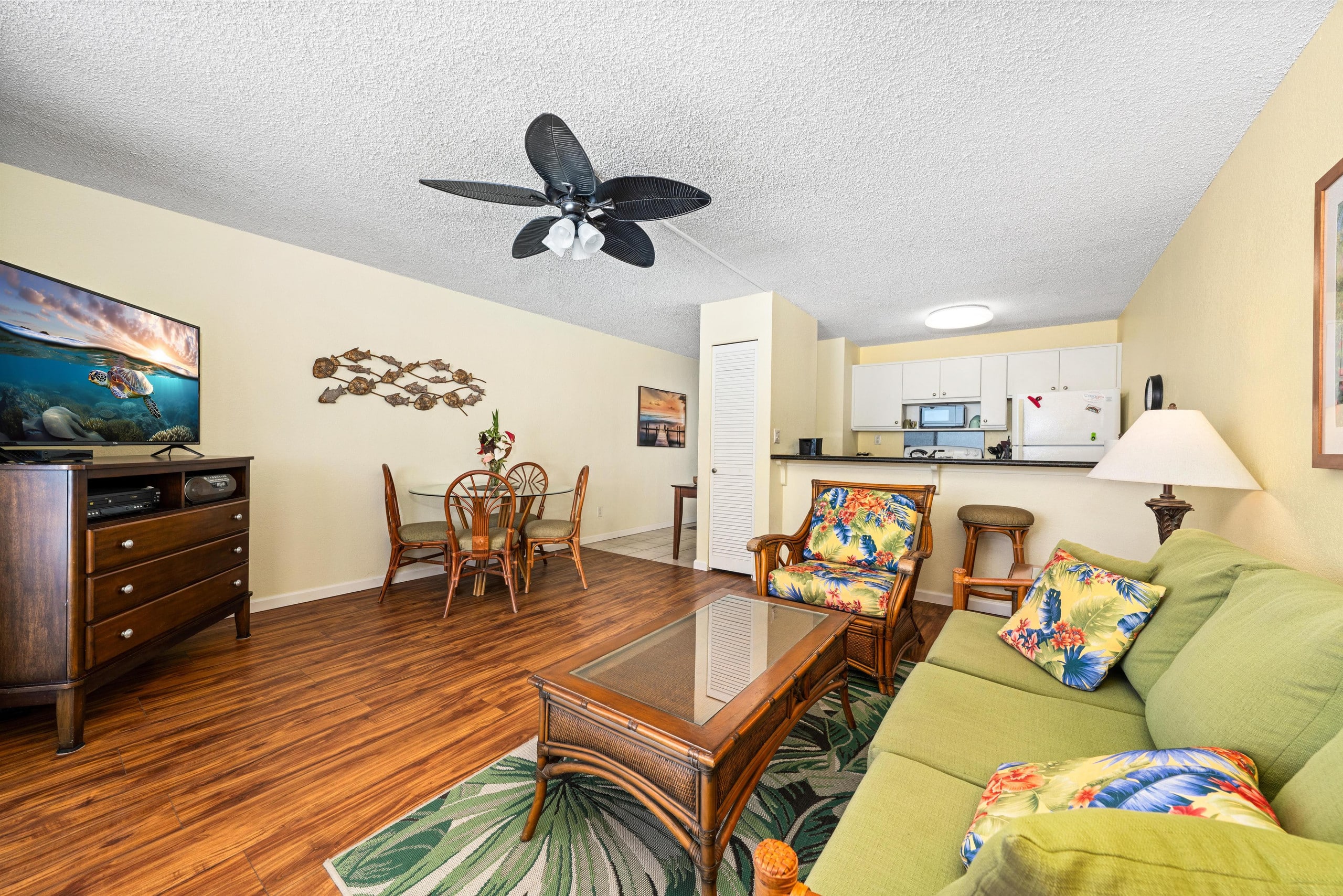 Condo in Kailua-Kona · ★4.68 · 1 bedroom · 2 beds · 1 bath - Image 6