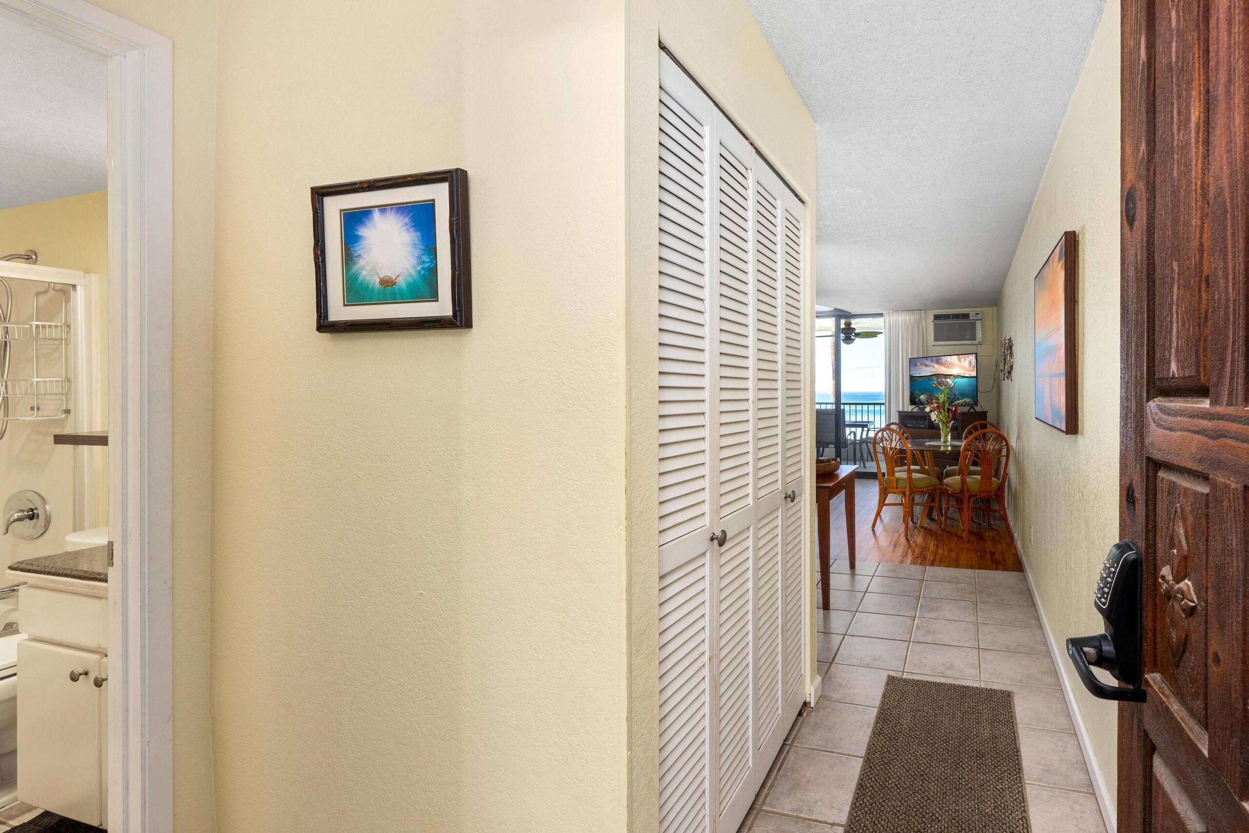 Condo in Kailua-Kona · ★4.68 · 1 bedroom · 2 beds · 1 bath - Image 15