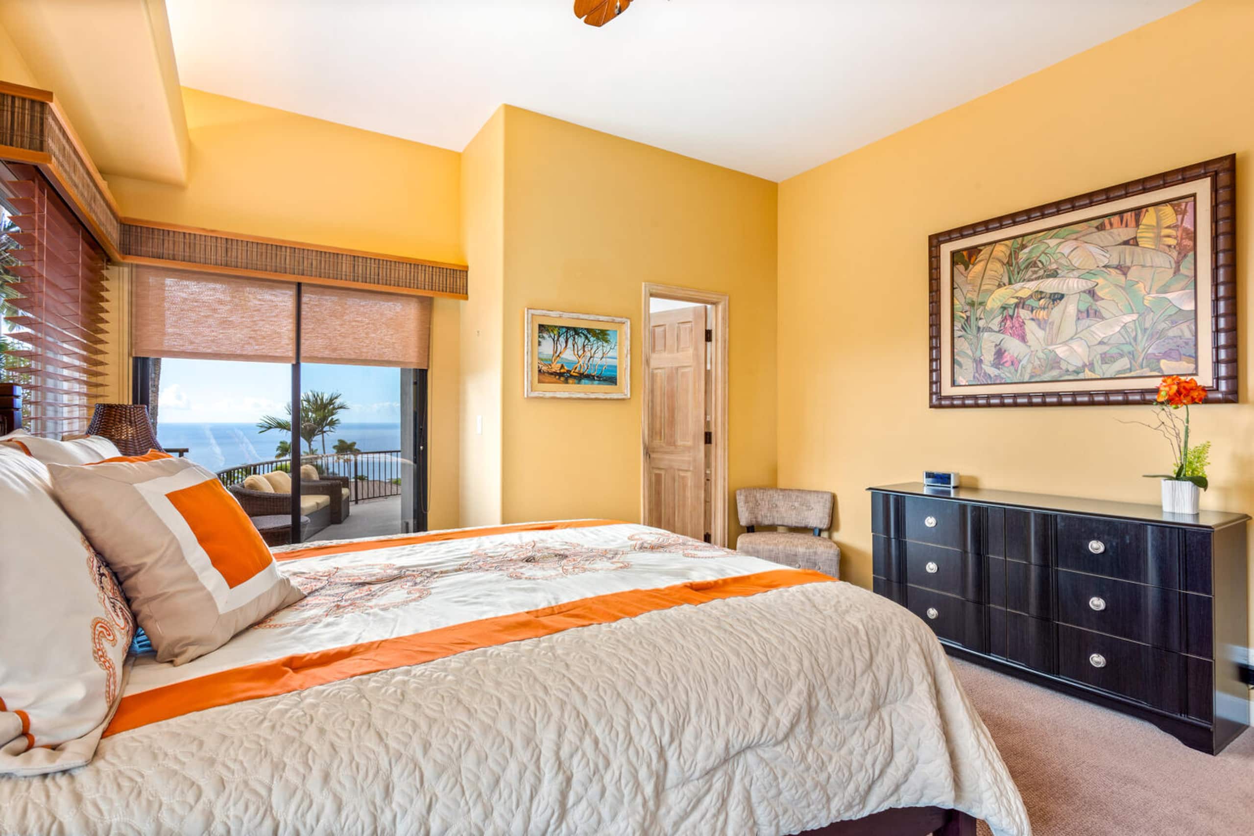 Home in Kailua-Kona · ★4.94 · 3 bedrooms · 3 beds · 3.5 baths - Image 9