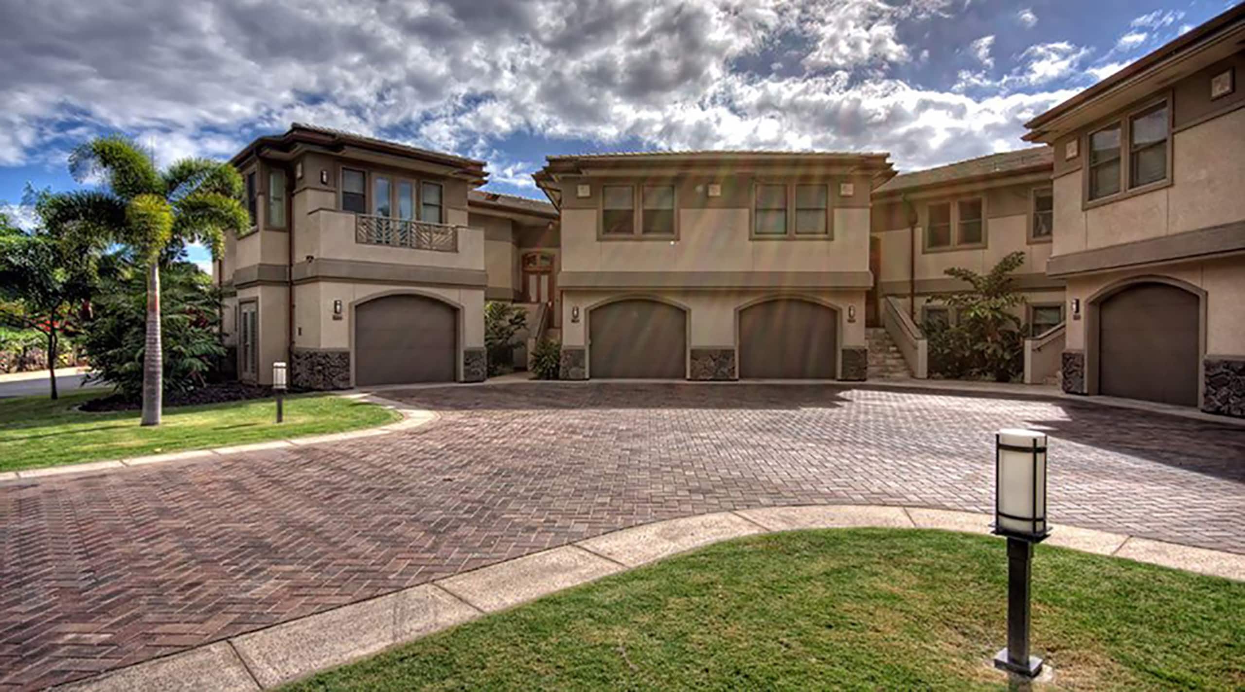 Townhouse in Kihei · ★5.0 · 3 bedrooms · 5 beds · 3.5 private baths - Image 35