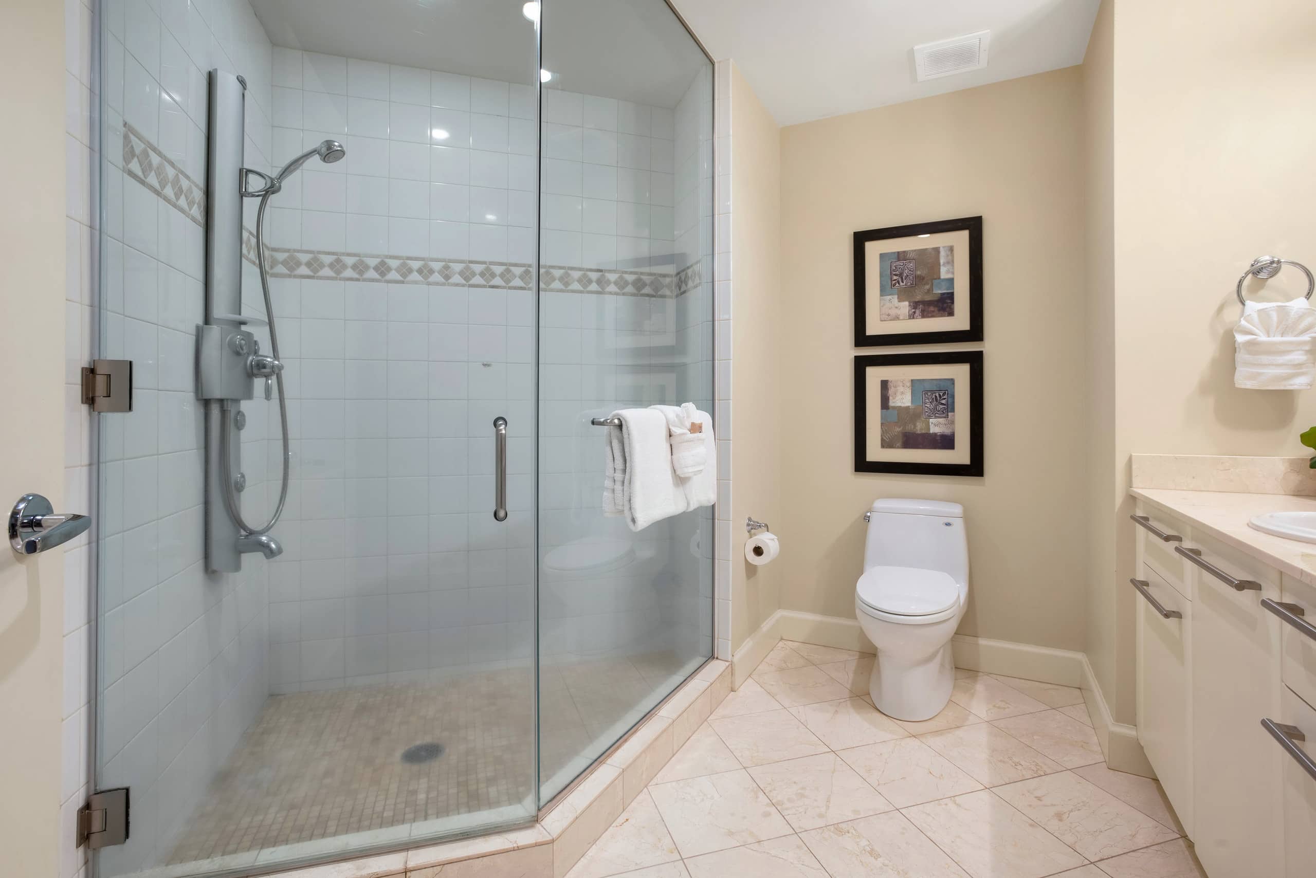 Townhouse in Kihei · ★5.0 · 3 bedrooms · 5 beds · 3.5 private baths - Image 16