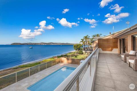 Seaside Sanctuary - Waterfront Luxury Home with He