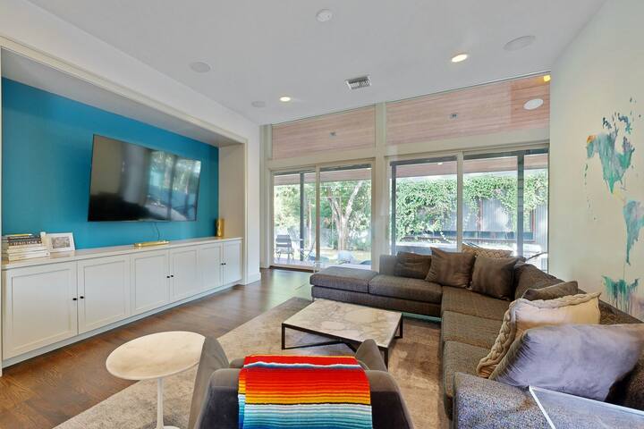 Modern 3BR | Patio | Firepit | W/D gallery image 4