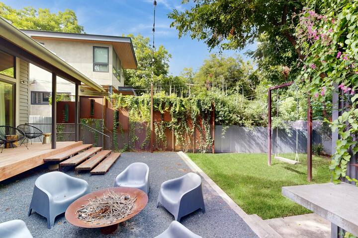 Modern 3BR | Patio | Firepit | W/D gallery image 2