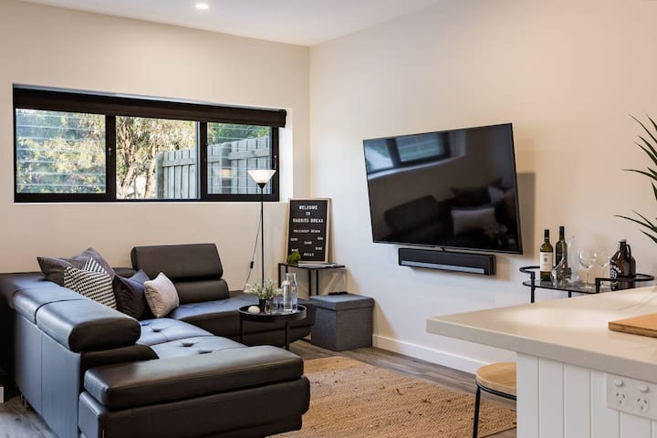 Rabbits Break—Beachside Bliss Steps from Yallingup