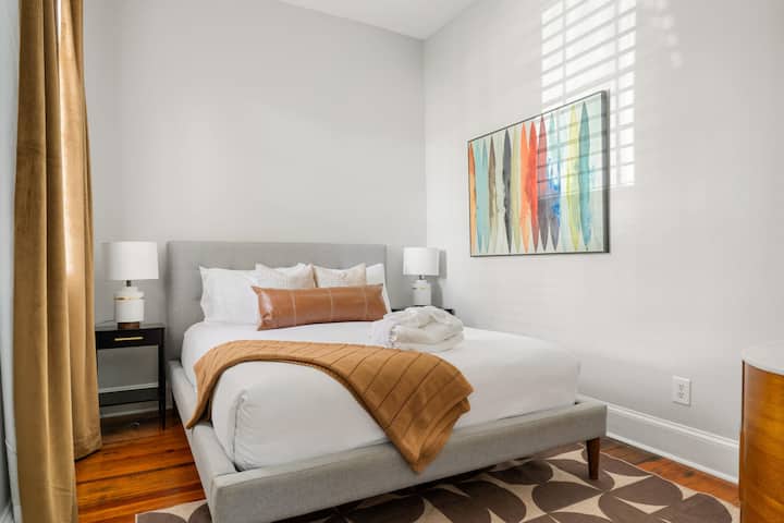 Bedroom 3 - Queen Bed