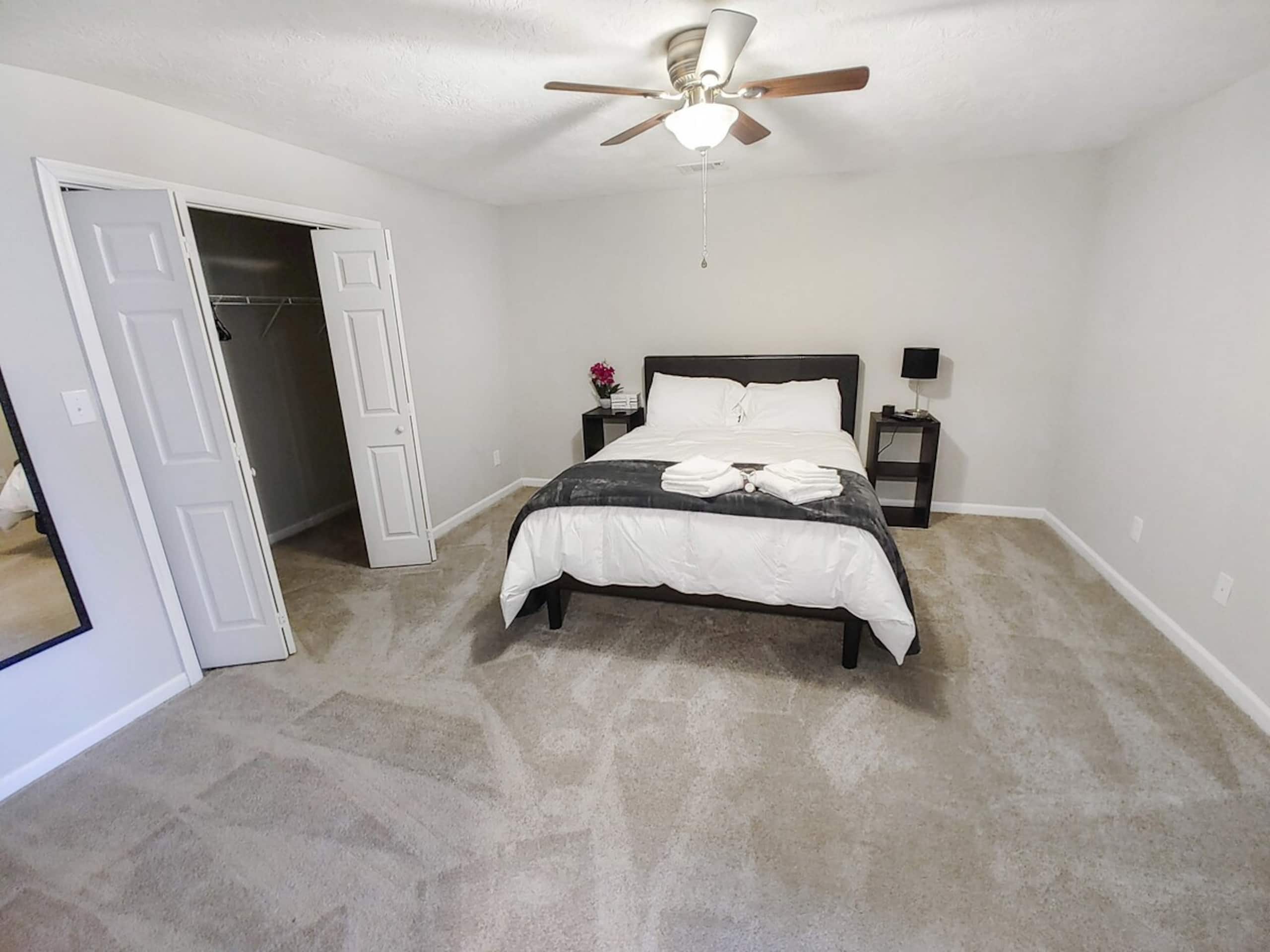 Royal Villa - Quiet, Modern, Chic - Photo 9