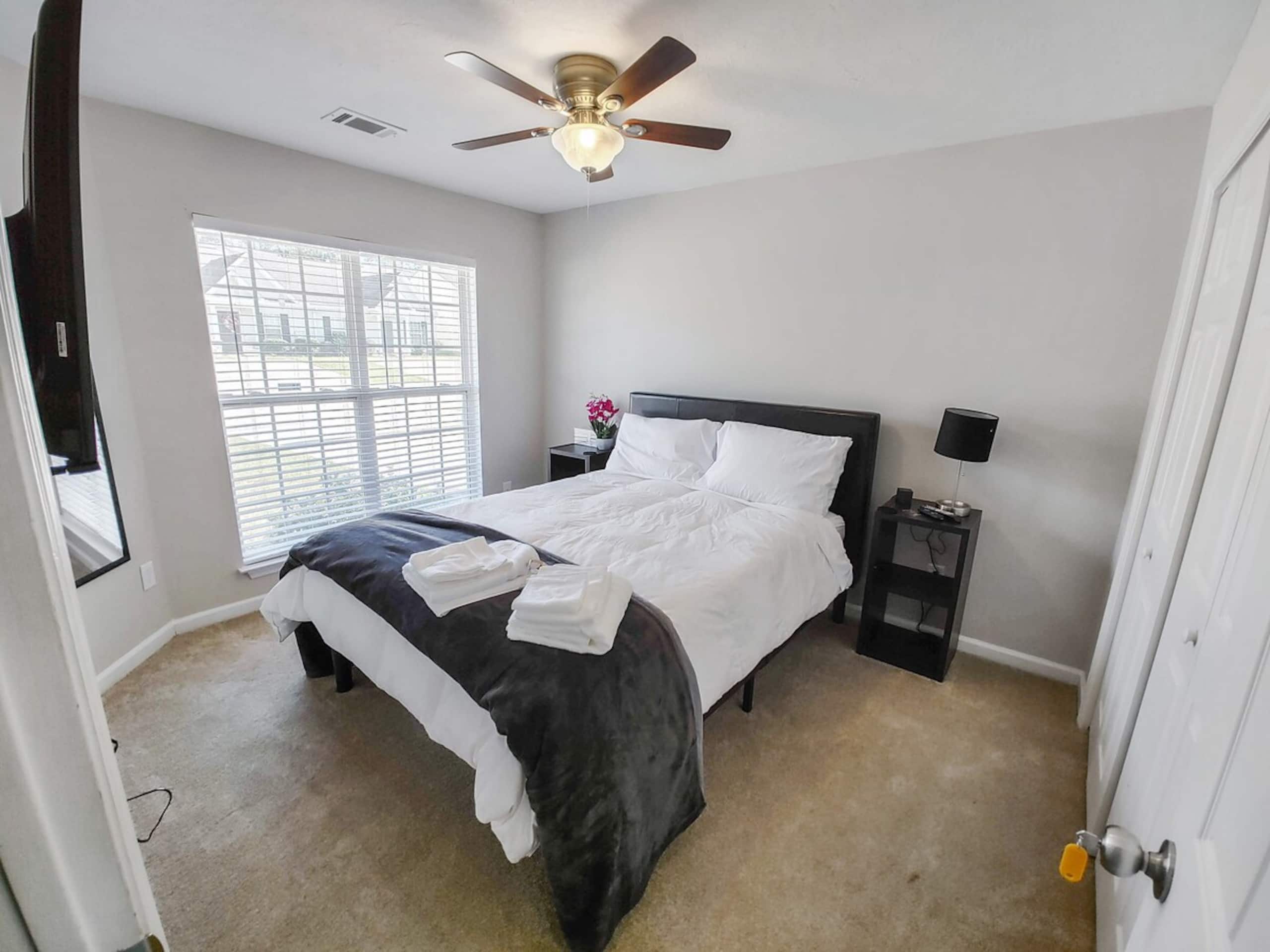 Royal Villa - Quiet, Modern, Chic - Photo 10