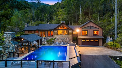 Historic Mt Estate + Pool, Hot Tub + Biltmore Pass