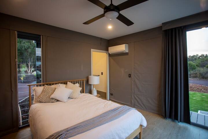 Zambezi Lodge, Down South Luxe Retreat gallery image 5