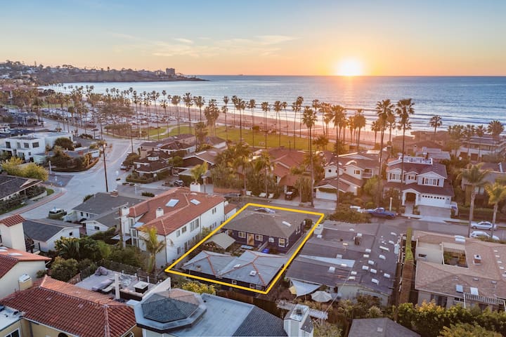 La Jolla Beach Bungalow | 4BR w/ Hot Tub & Casita gallery image 2