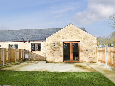 One Dorchester Drive - UK32037