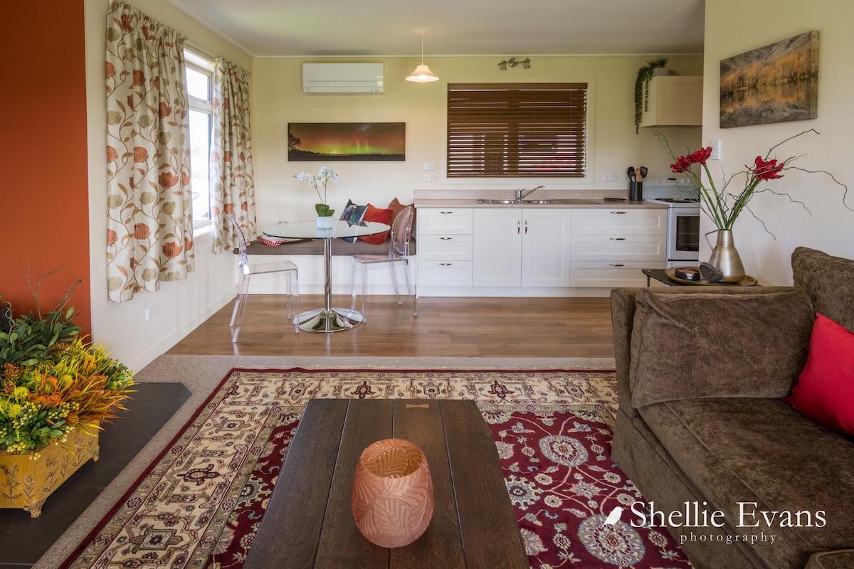 Top Airbnb: Night Sky Cottages - Kea Cottage in Mackenzie District