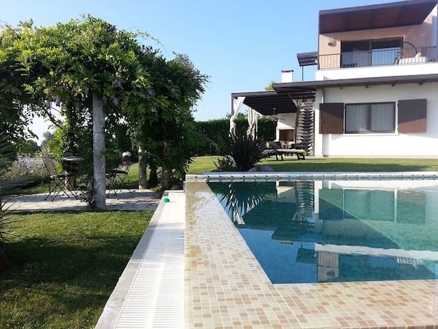 Beahost Rentals managed Airbnb listing 1