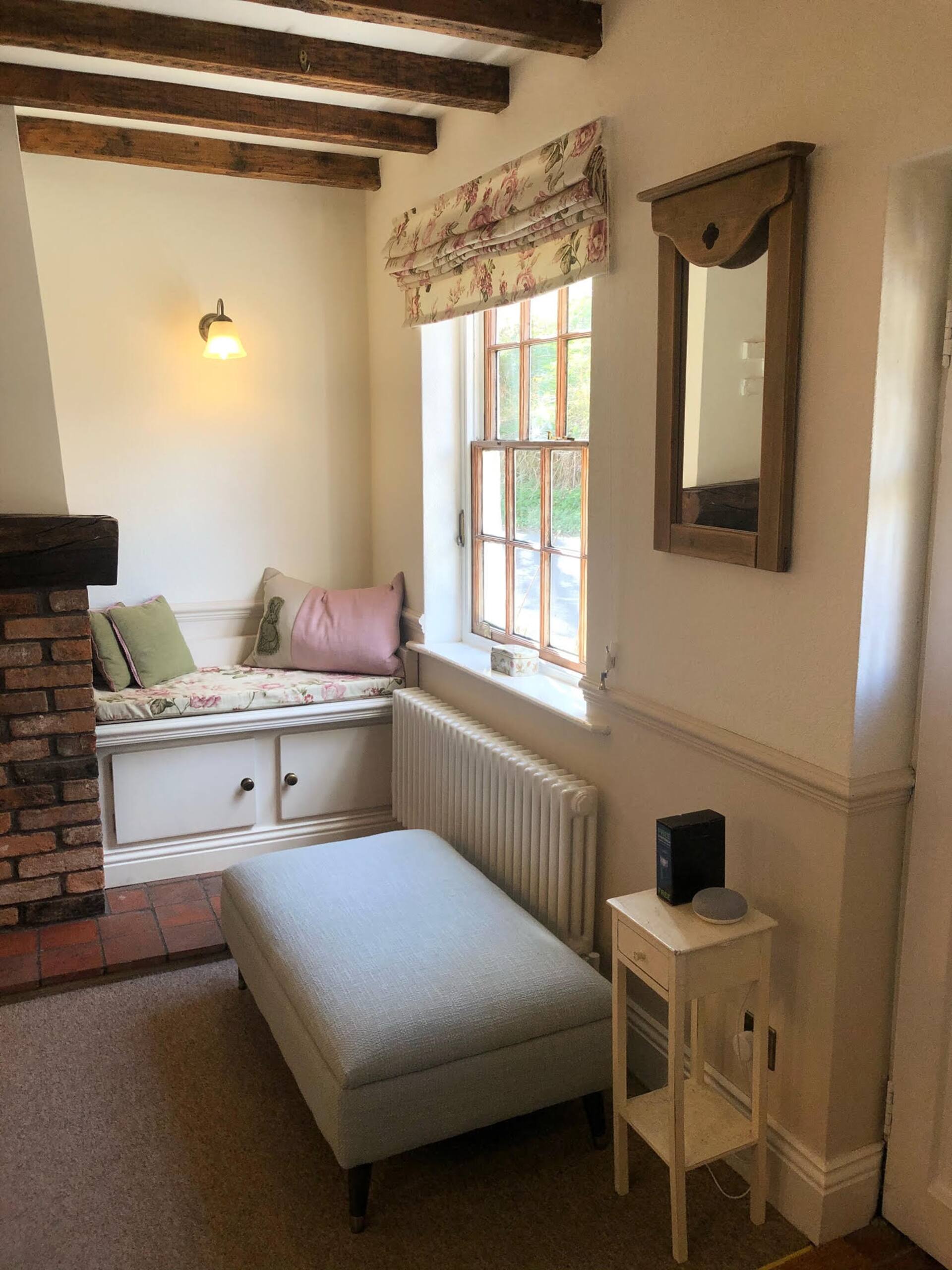 Rock View Cottage, 2 bedrooms near Alton Towers
