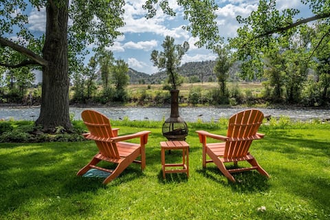 River Frontage! Family Friendly Mtn Retreat