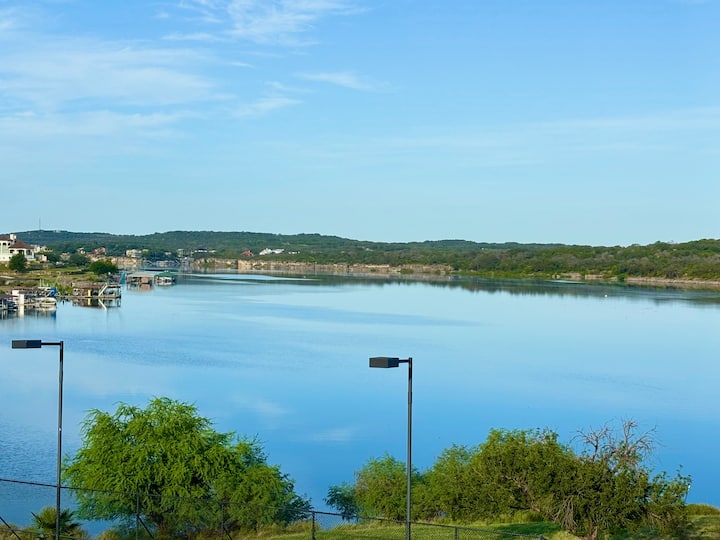Villa 3115 - 2 Bed / 2 Bath Lakefront Condo At Island Resort - All Amenities - Lago Vista, TX