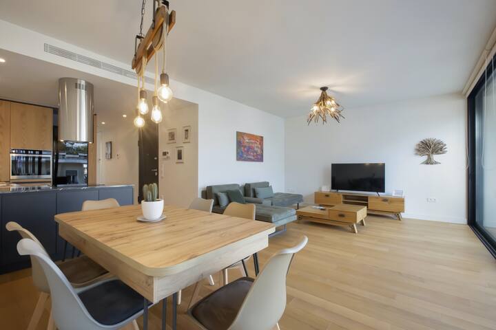 Luxury Acropolis Rooftop Apartment gallery image 4