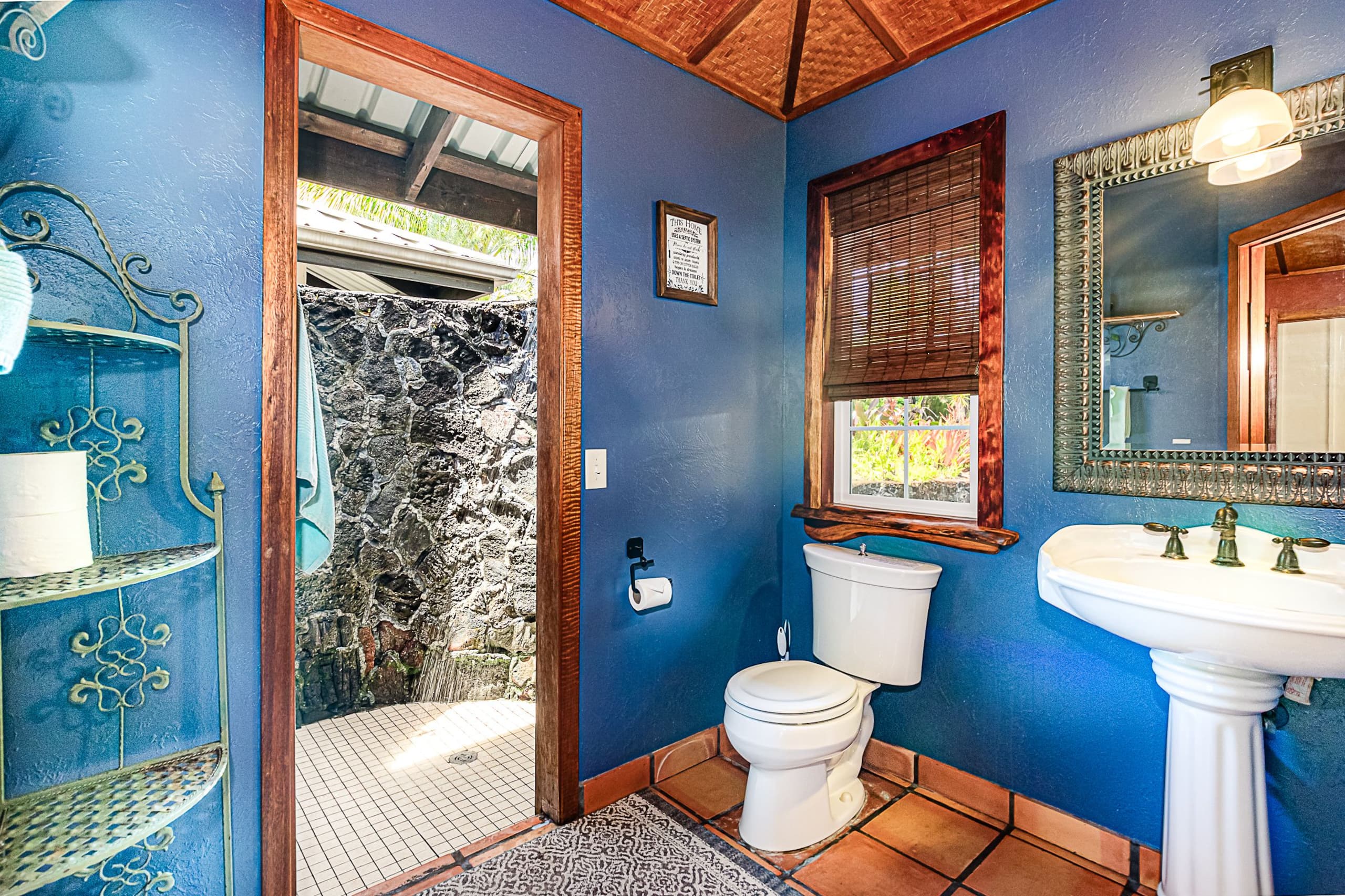 Home in Keaau · ★4.8 · 3 bedrooms · 4 beds · 3 baths - Image 15