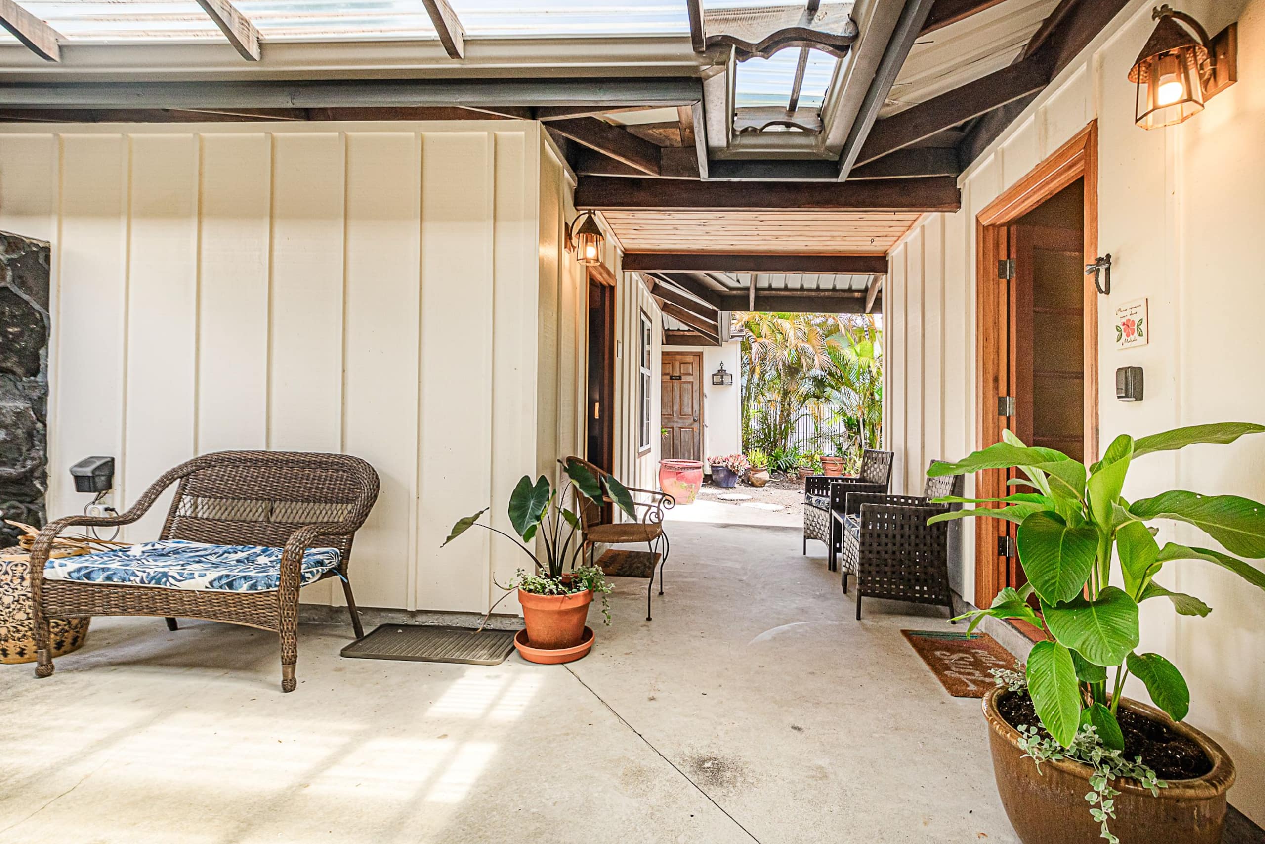 Home in Keaau · ★4.8 · 3 bedrooms · 4 beds · 3 baths - Image 16