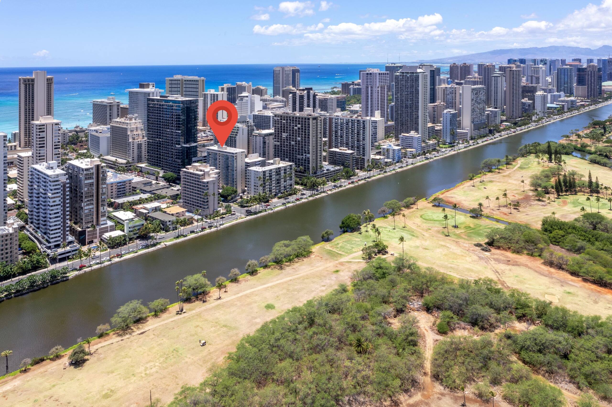 Condo in Honolulu · ★4.75 · 1 bedroom · 2 beds · 1 shared bath - Image 32