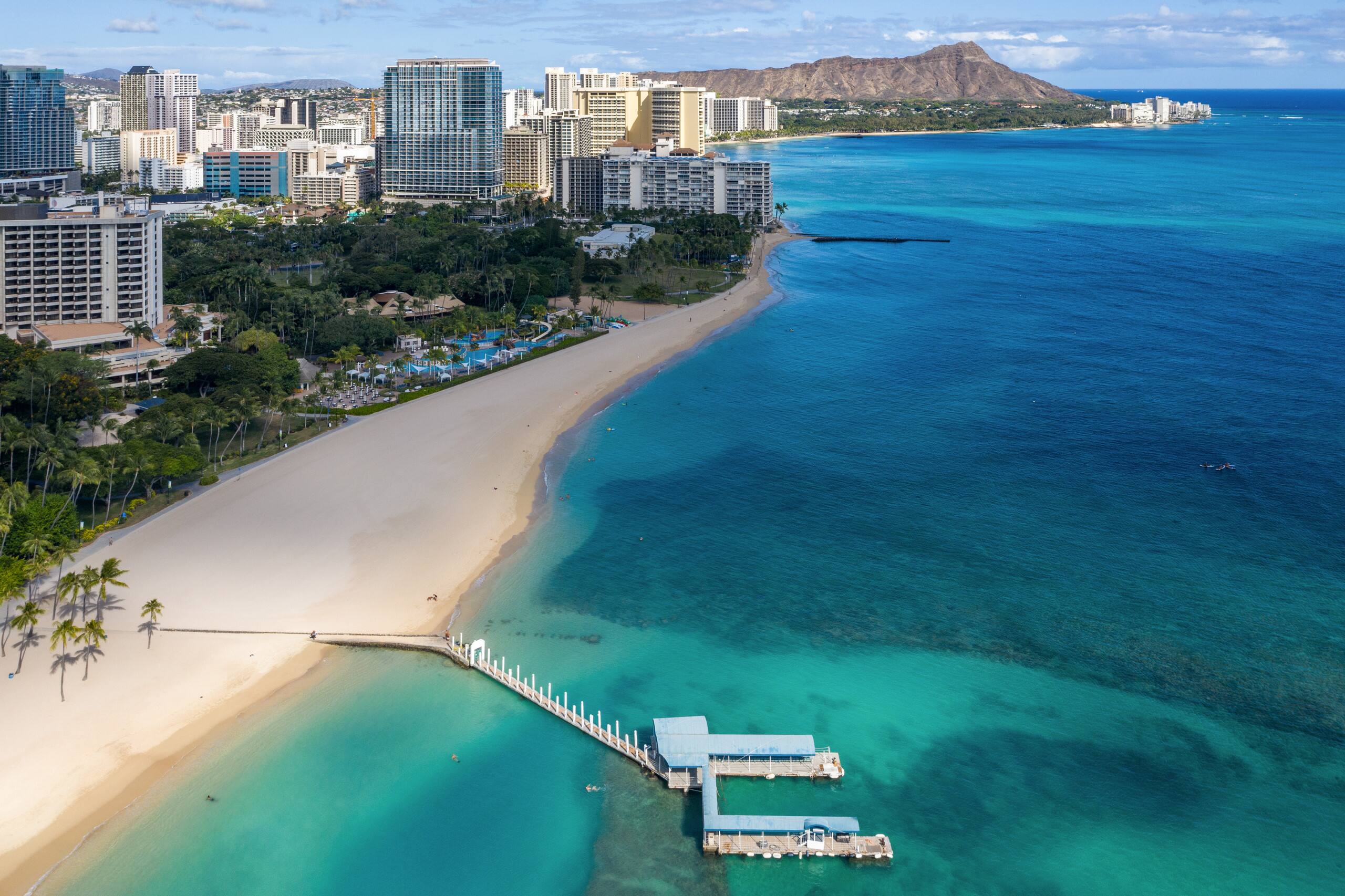 Condo in Honolulu · ★4.75 · 1 bedroom · 2 beds · 1 shared bath - Image 28