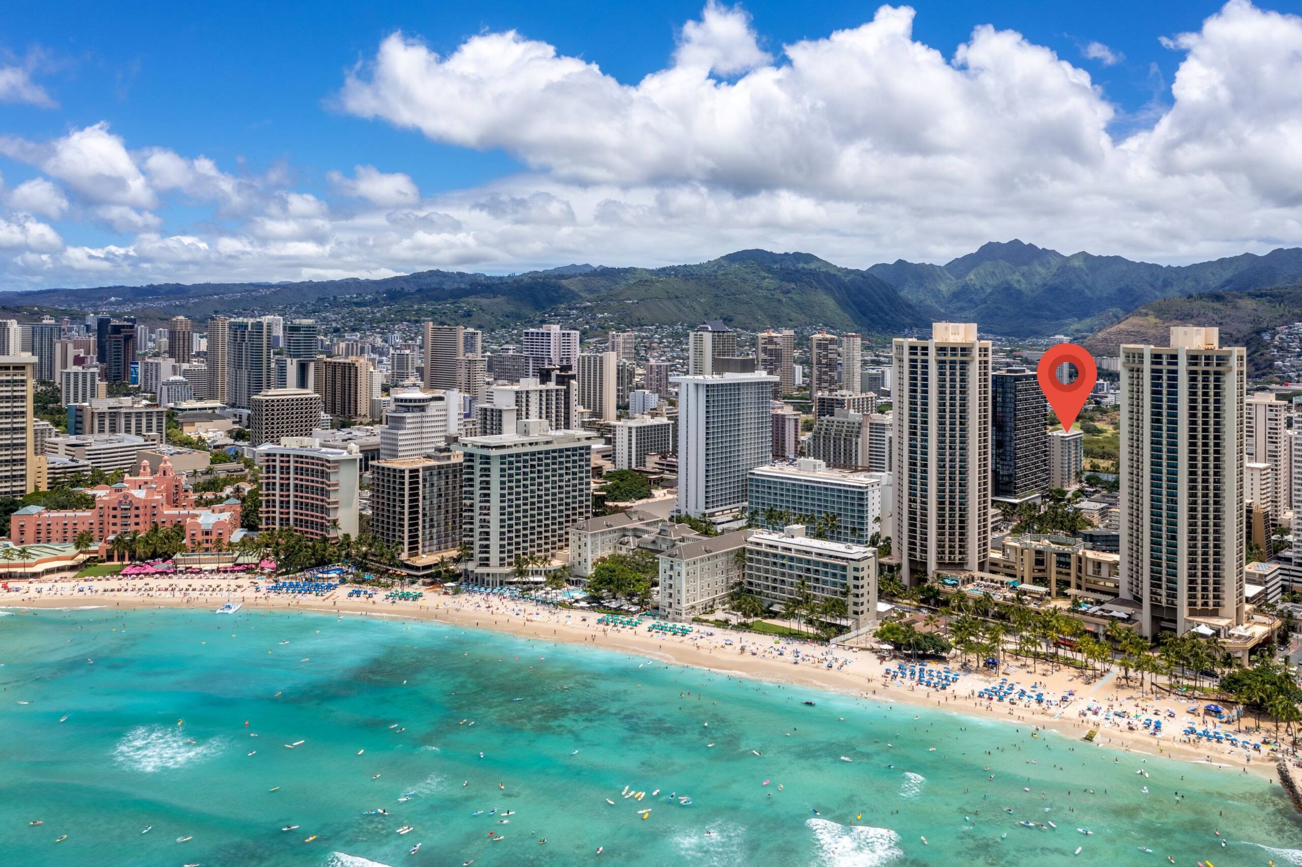 Condo in Honolulu · ★4.75 · 1 bedroom · 2 beds · 1 shared bath - Image 33