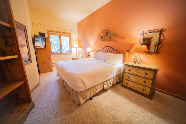 Spálňa s vlastnou televíziou