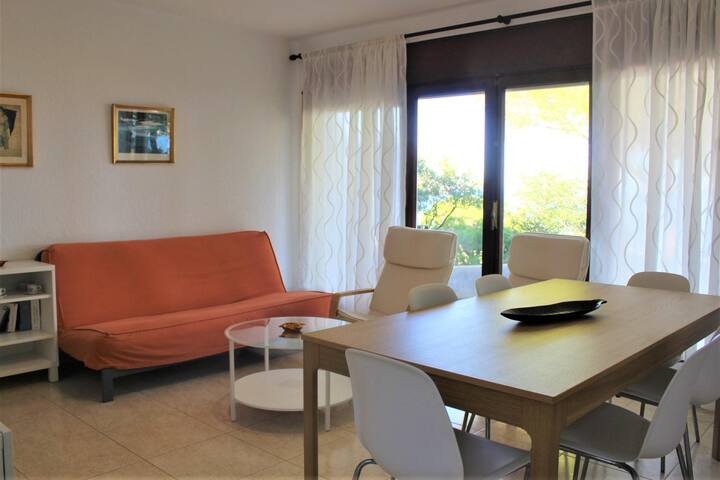 v. fané der. – house with garden and sea views in gallery image 5