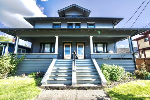 Downtown Classic Home in Historic Albany