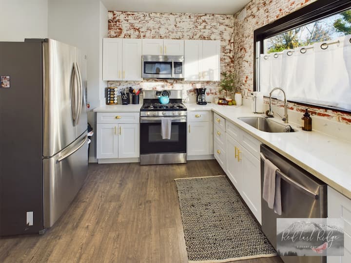 Downtown Classic Home in Historic Albany