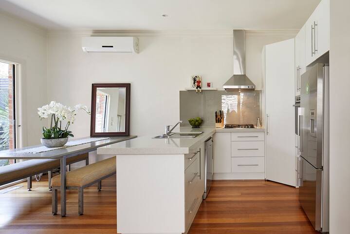 Mordi Sands gallery image 5