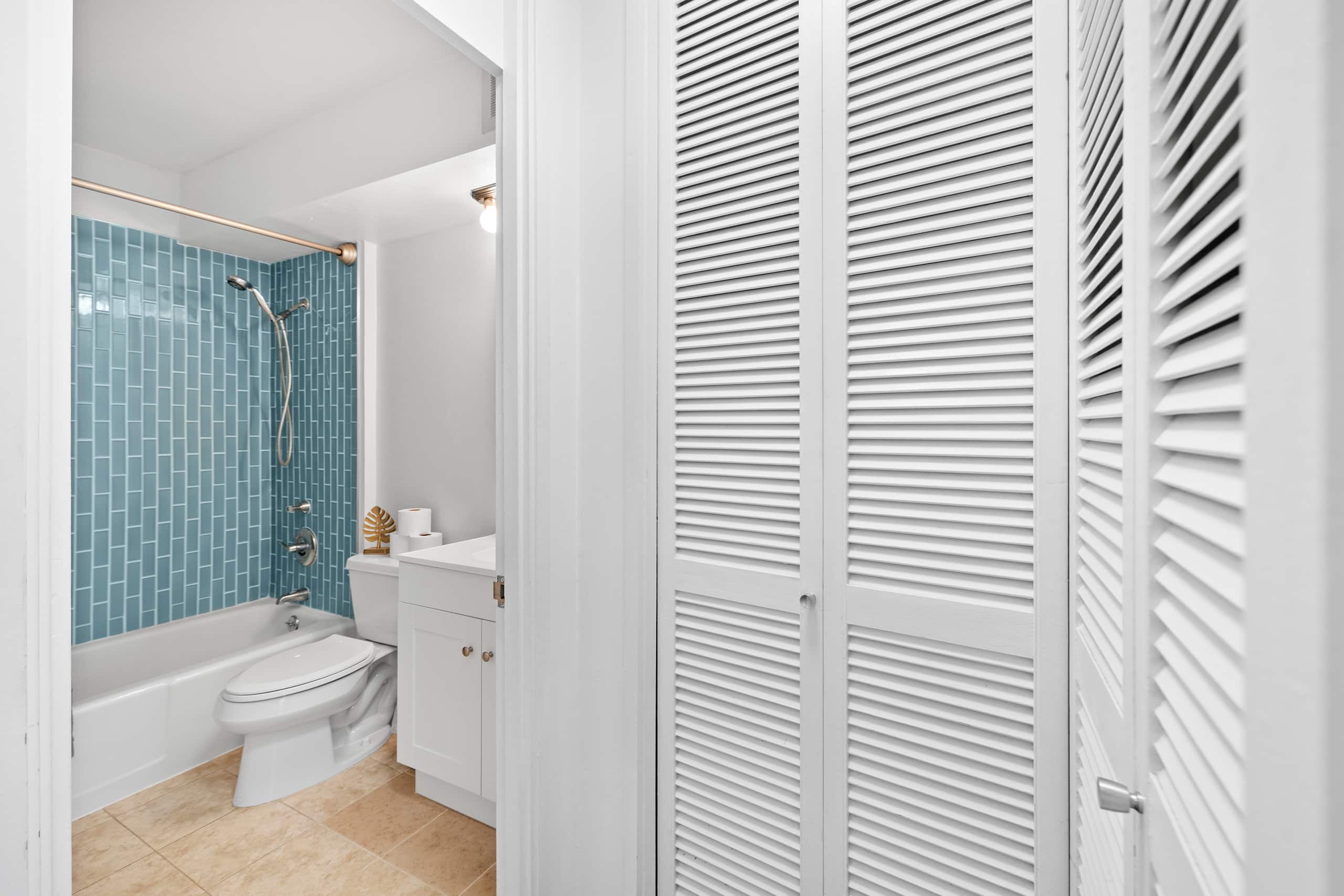 Stunning Waikiki Studio - 5 Star Location! - Image 9