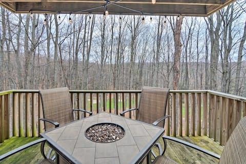 Cozy Bellaire Condo w/ Balcony - 3 Mi to Skiing!